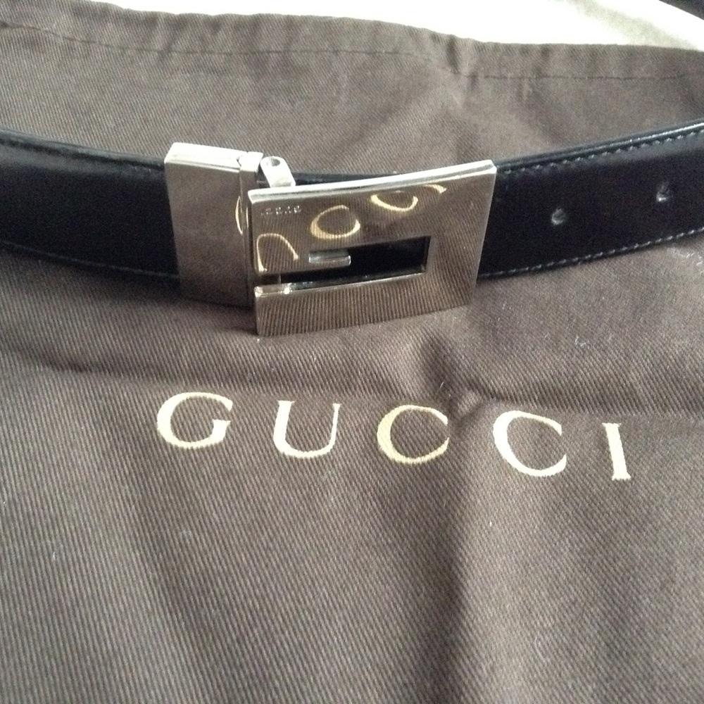 Authentic Gucci Black Belt with dust cover